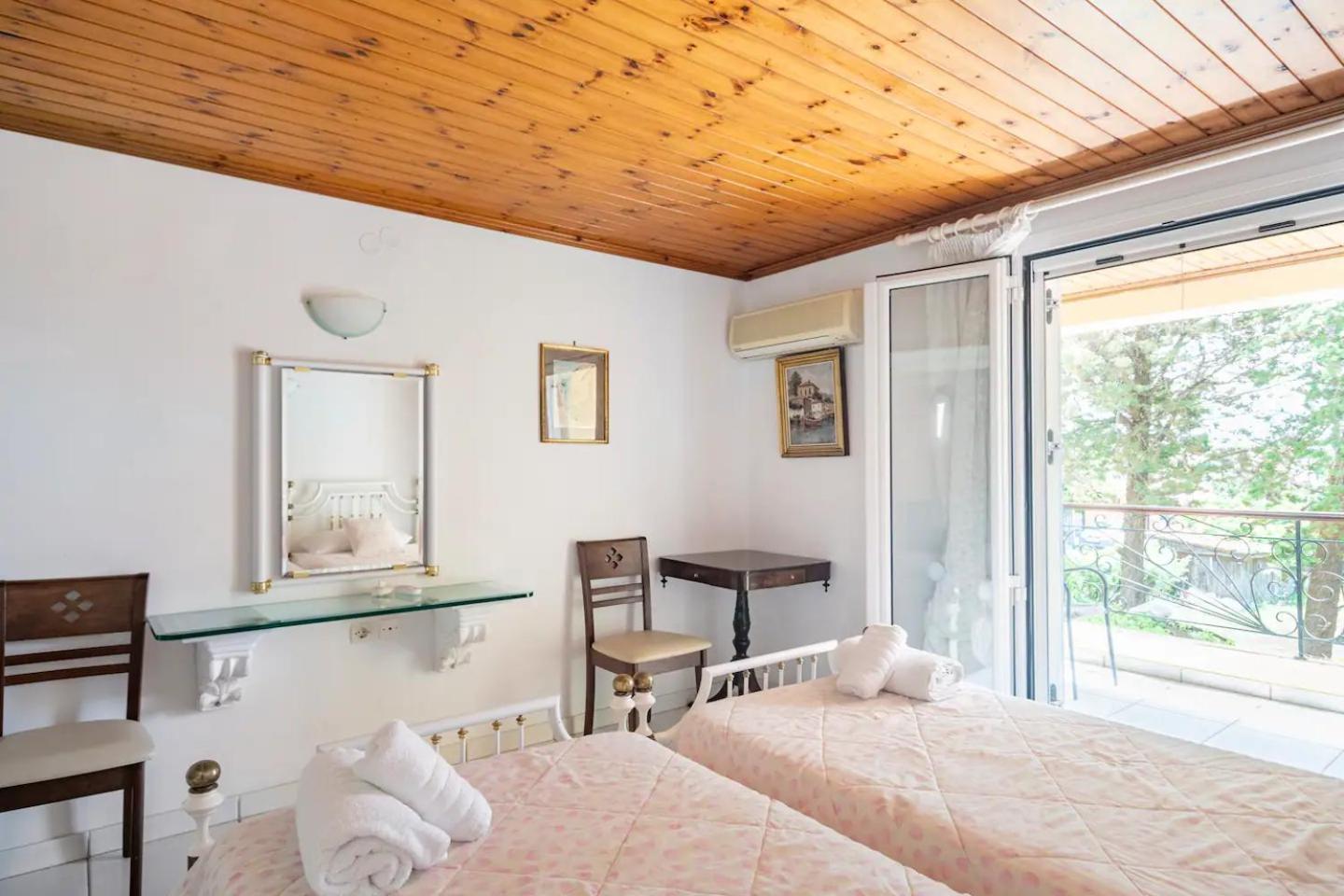 St. George Villa Ágios Geórgios Extérieur photo