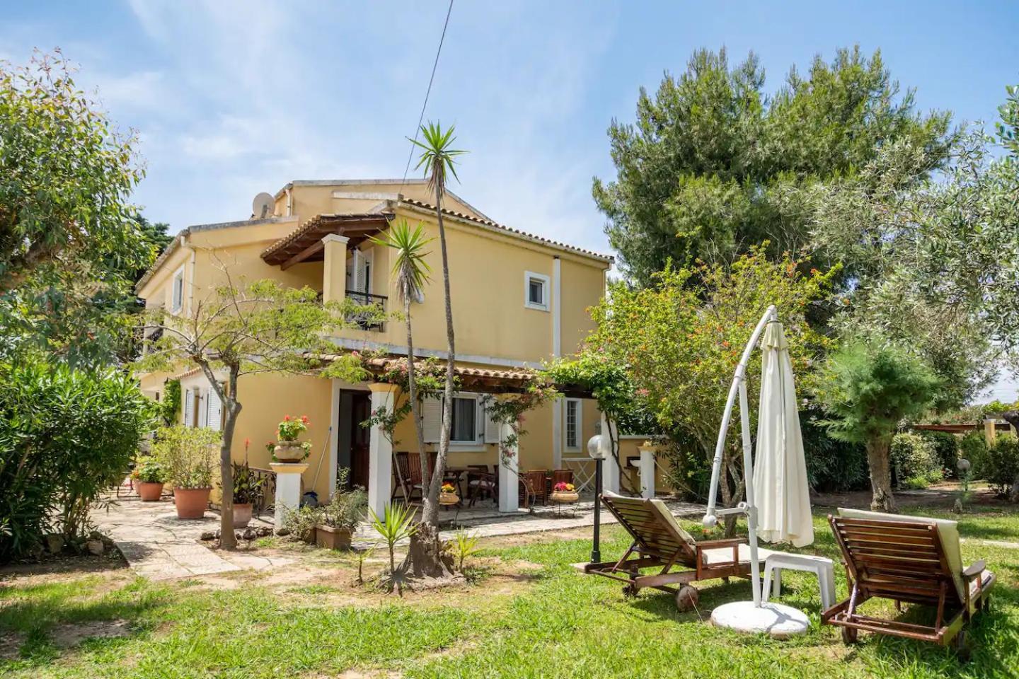 St. George Villa Ágios Geórgios Extérieur photo