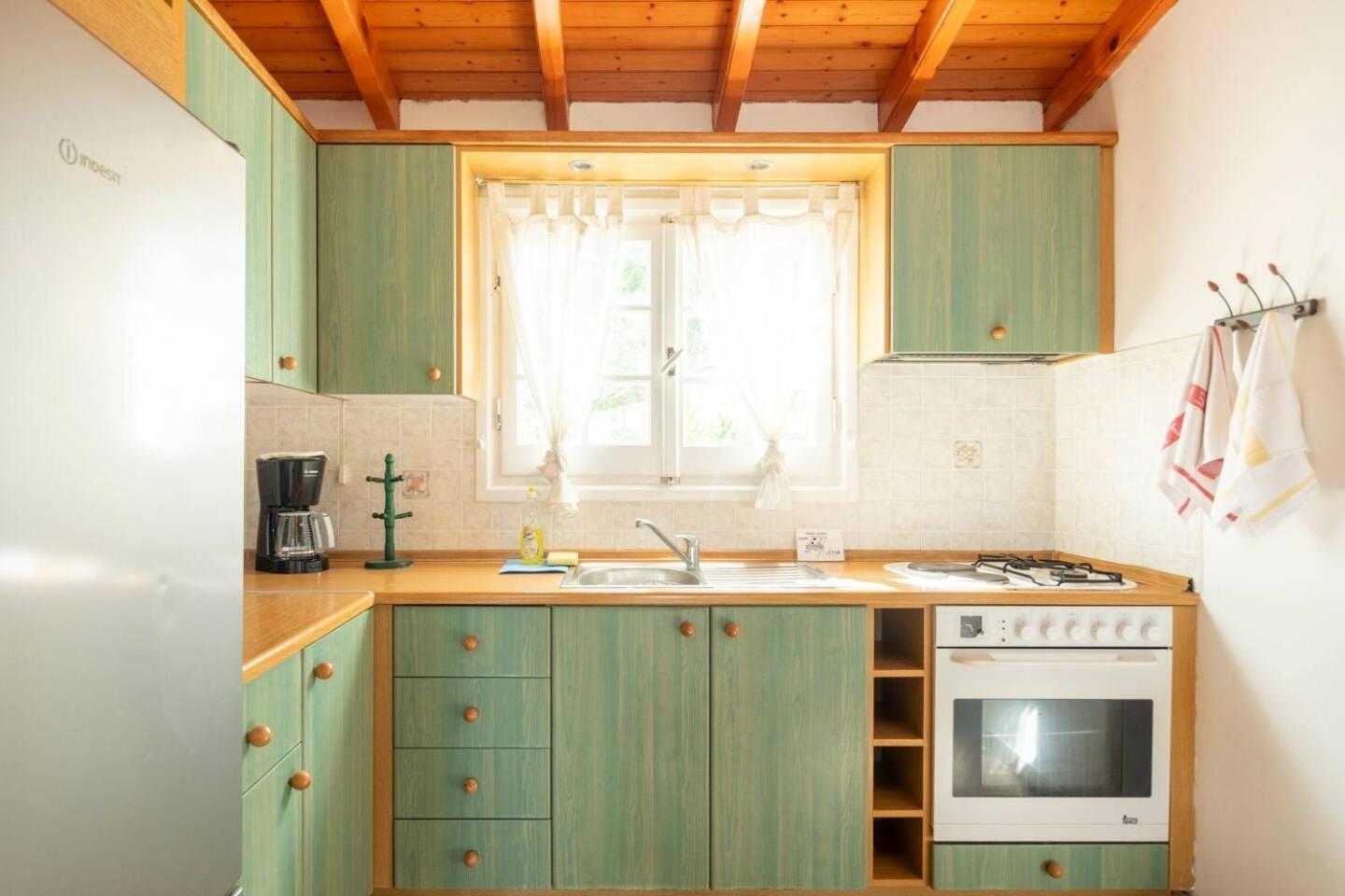 St. George Villa Ágios Geórgios Extérieur photo